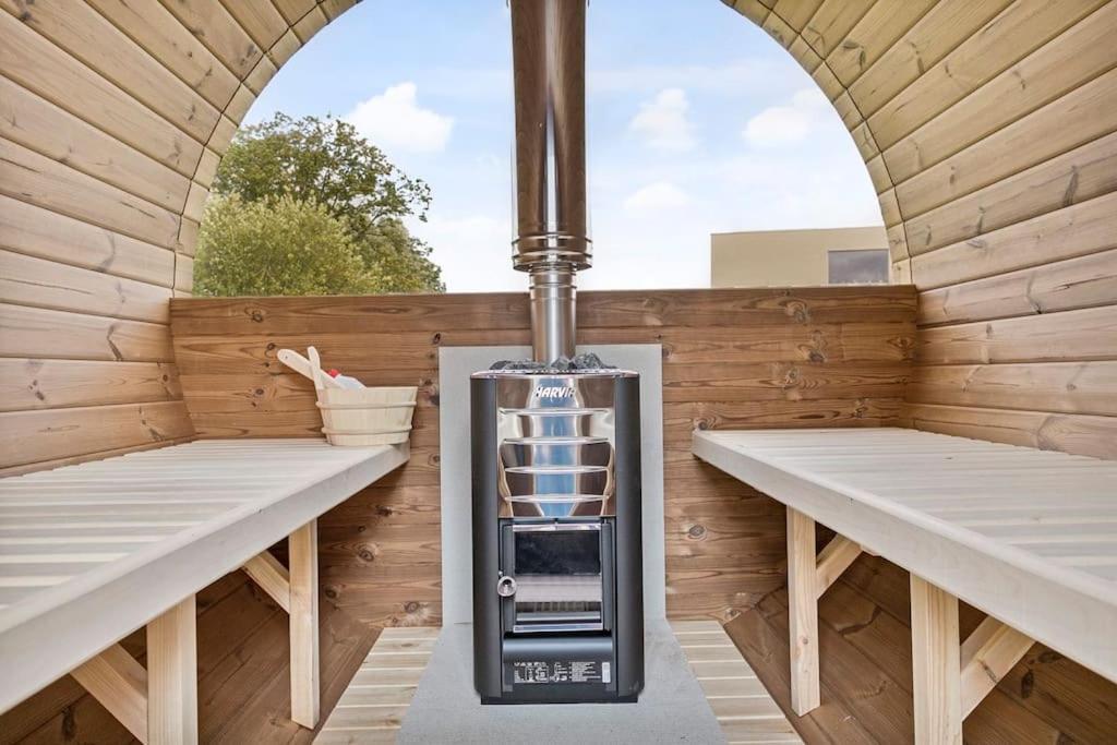 Schitterende Loft Met Jacuzzi En Sauna In แมคเคอเลอ ภายนอก รูปภาพ